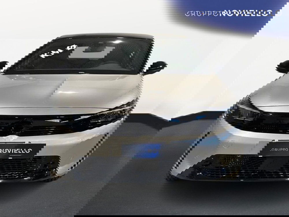 Opel Corsa nuova a Salerno (2)