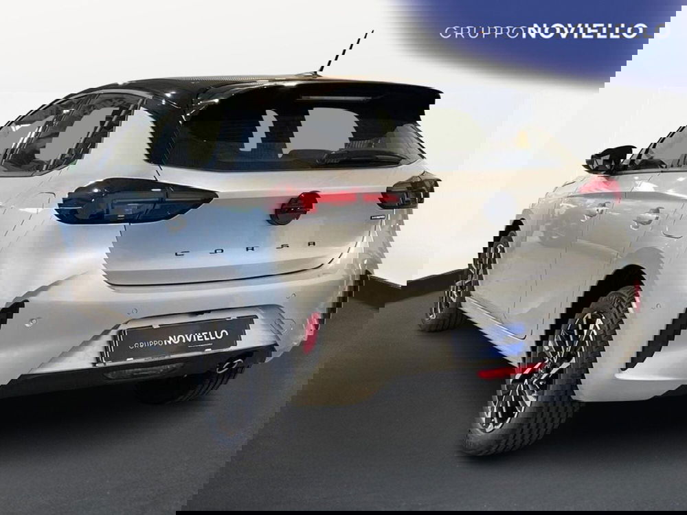 Opel Corsa nuova a Salerno (5)