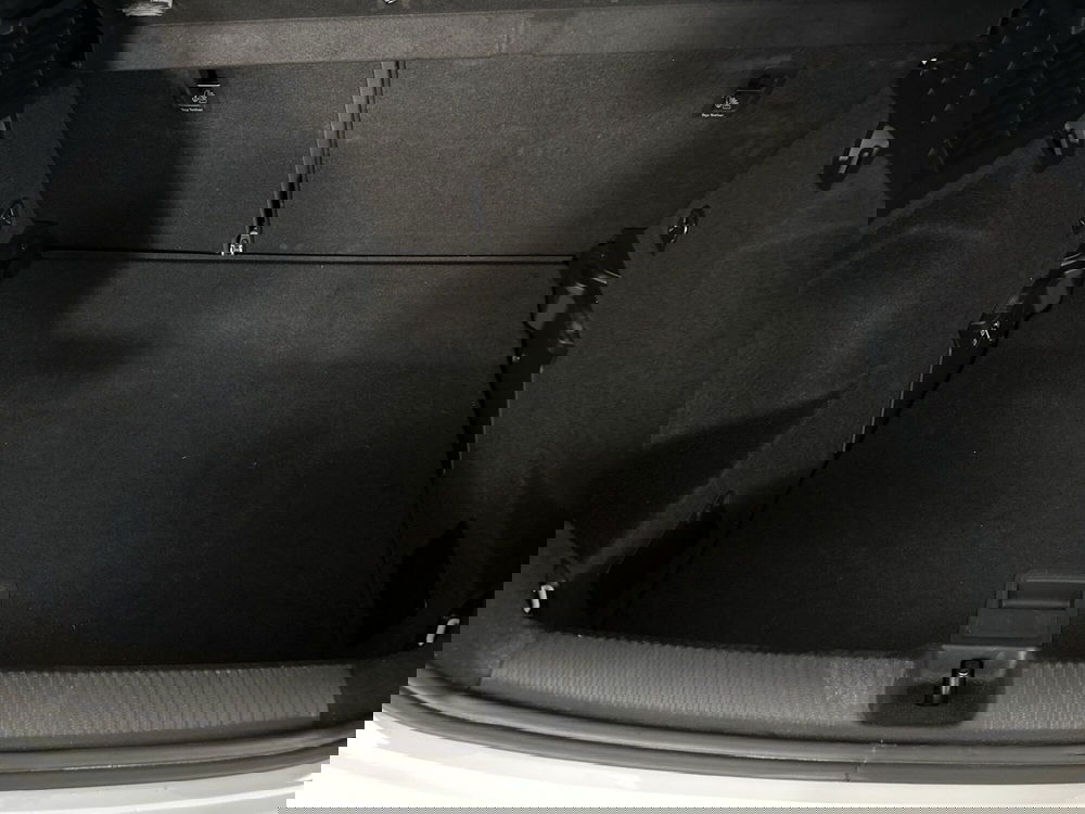 Audi Q2 usata a Napoli (19)