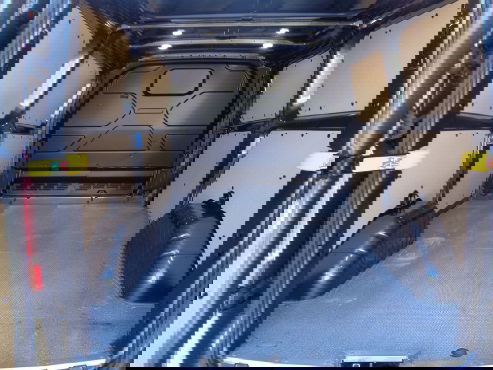 Ford Transit Custom Furgone usata a Treviso (14)