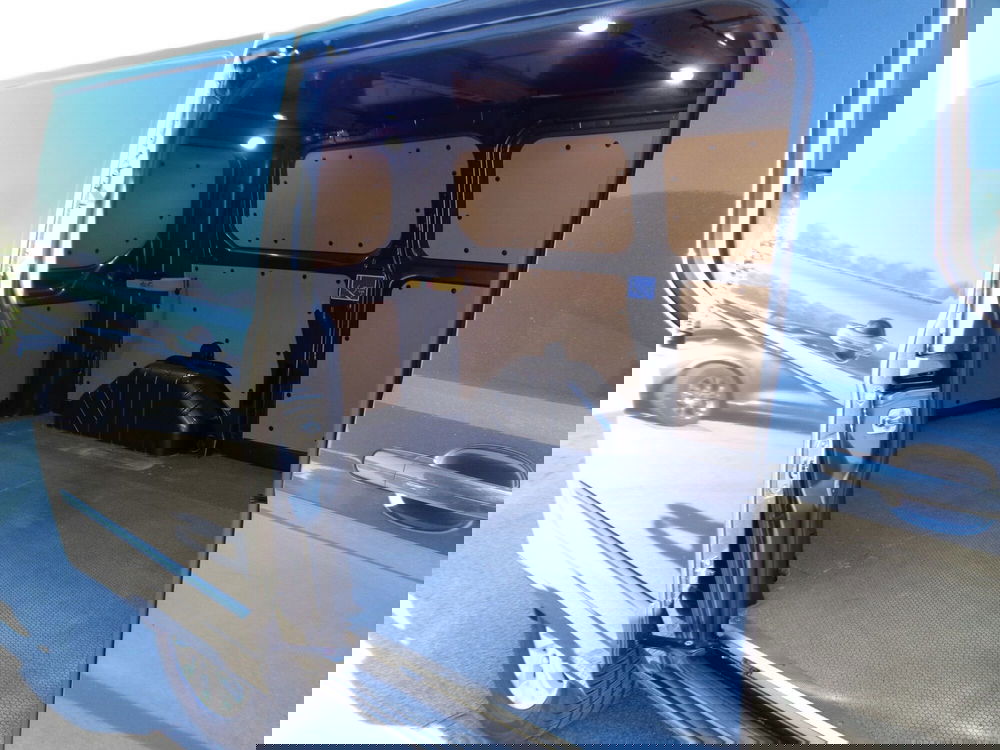 Ford Transit Custom Furgone usata a Treviso (17)