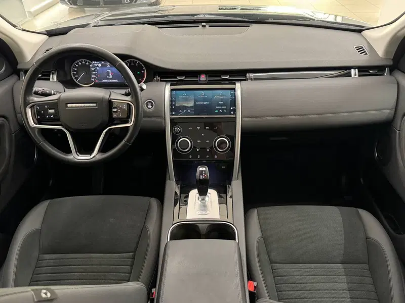 Land Rover Discovery Sport usata a Savona (4)