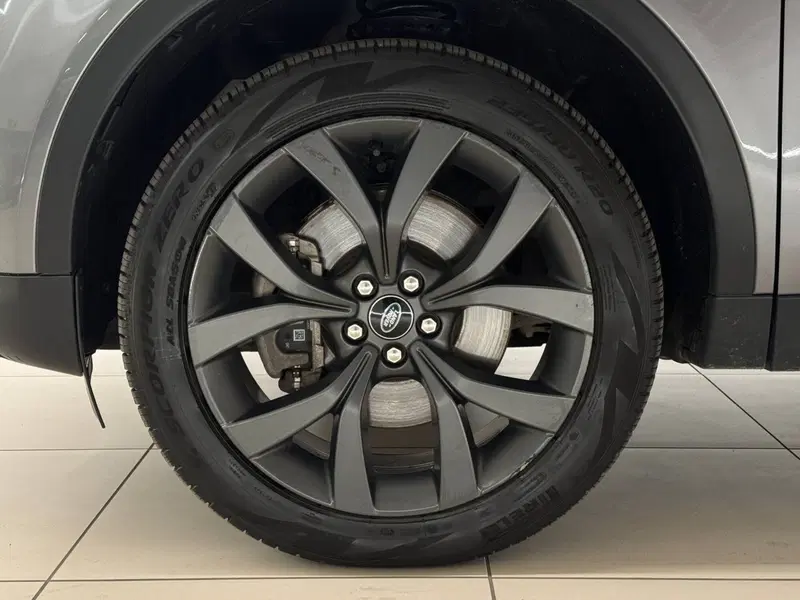 Land Rover Discovery Sport usata a Savona (9)