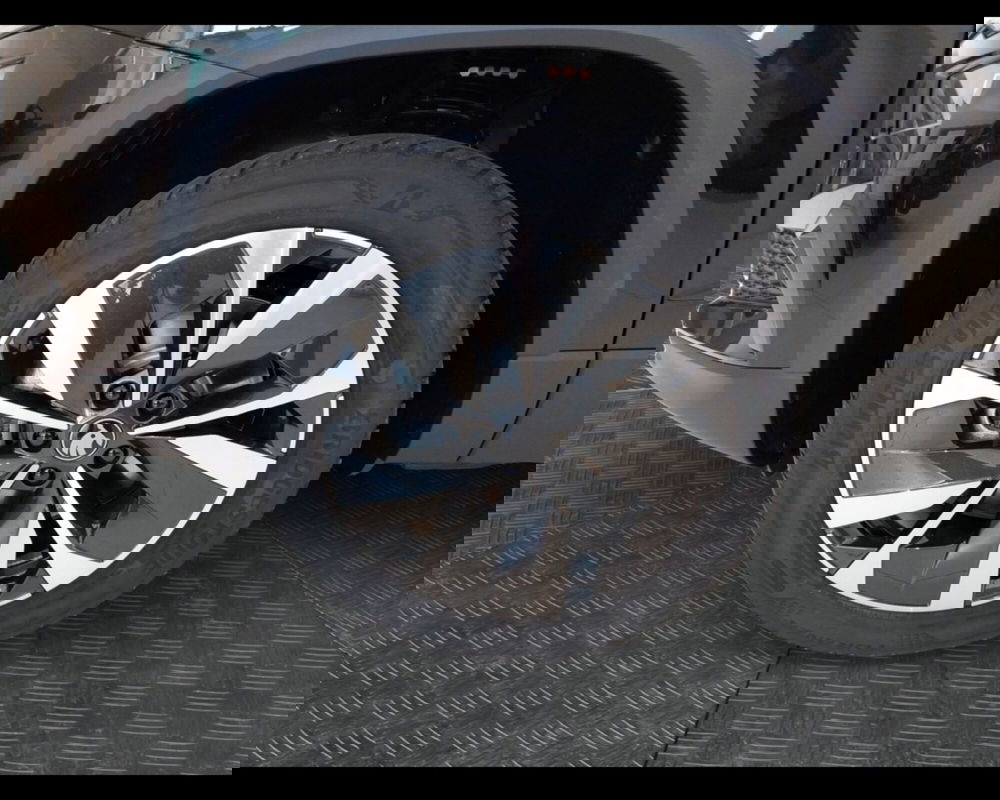 Skoda Karoq nuova a Forlì-Cesena (9)