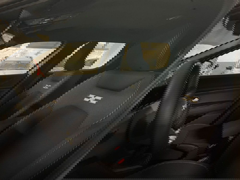 Dacia Duster usata a Milano (10)