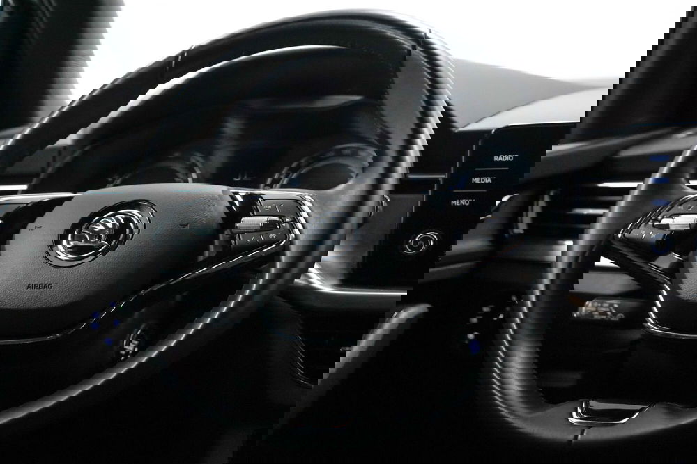 Skoda Kamiq usata a Varese (14)