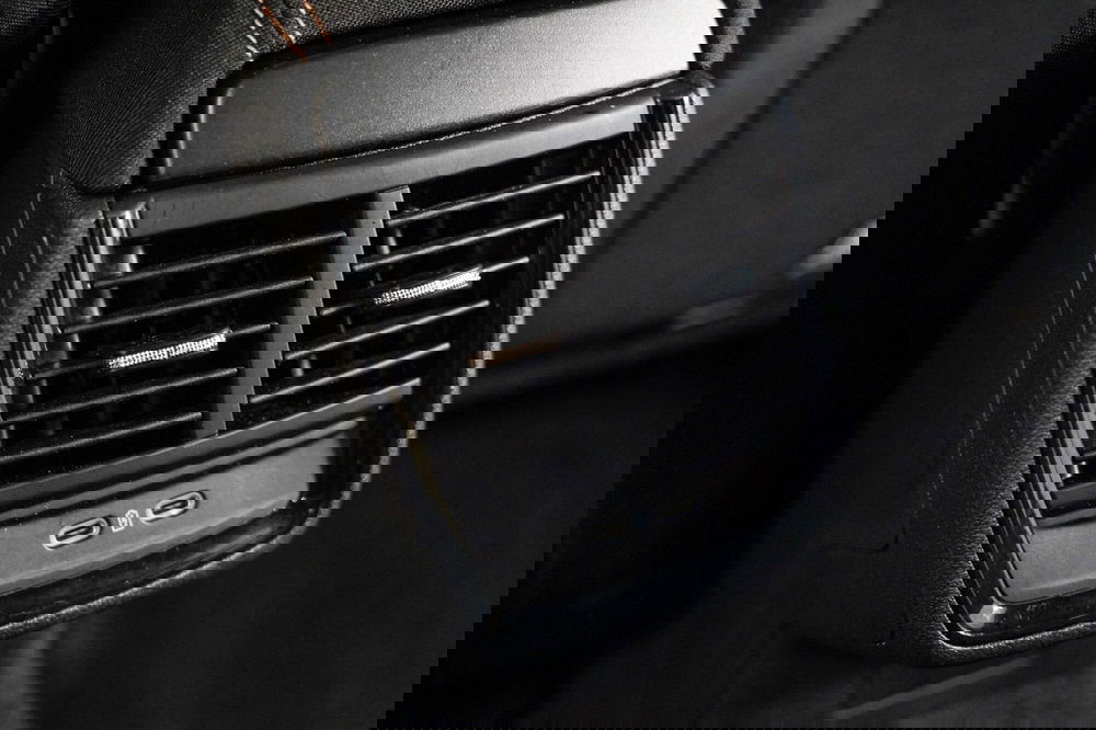 Skoda Kamiq usata a Varese (20)