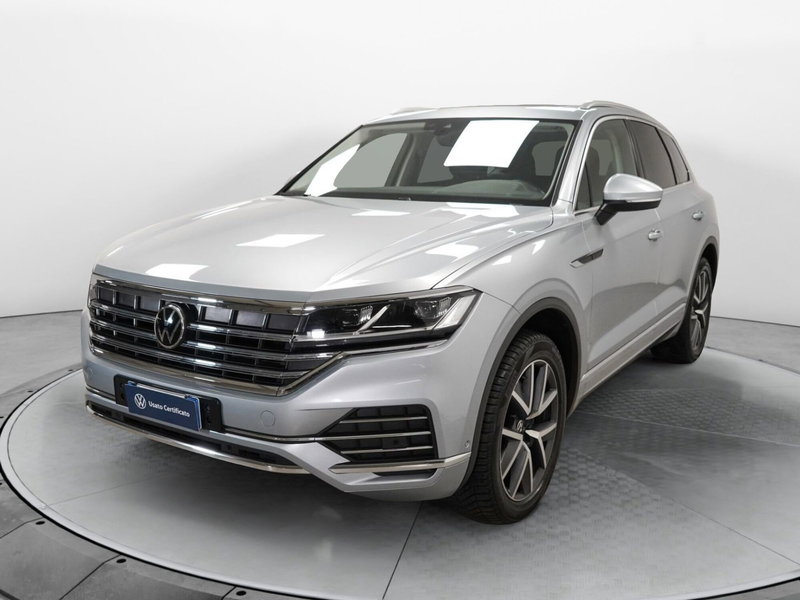 Volkswagen Touareg usata a Varese
