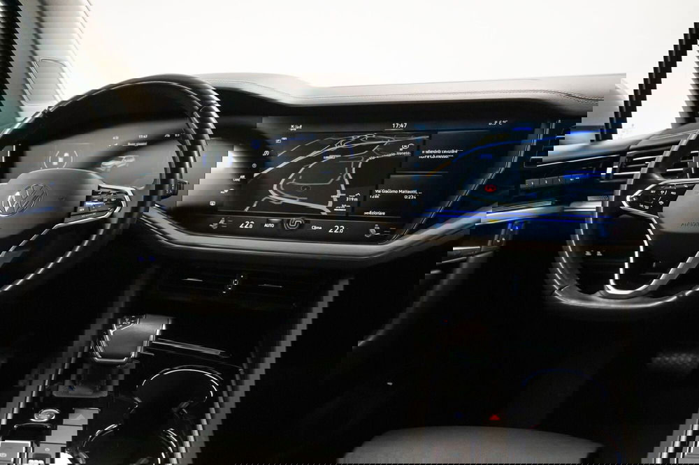 Volkswagen Touareg usata a Varese (11)