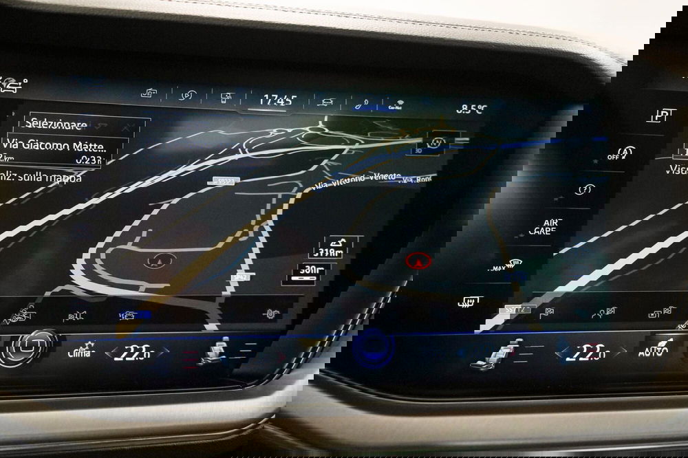 Volkswagen Touareg usata a Varese (17)