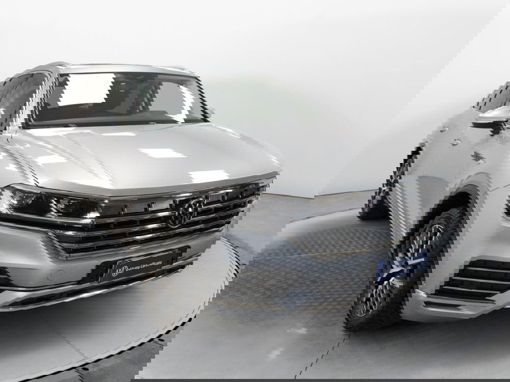 Volkswagen Touareg usata a Varese (3)
