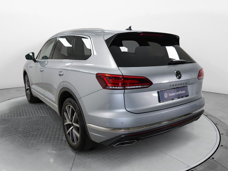 Volkswagen Touareg usata a Varese (4)