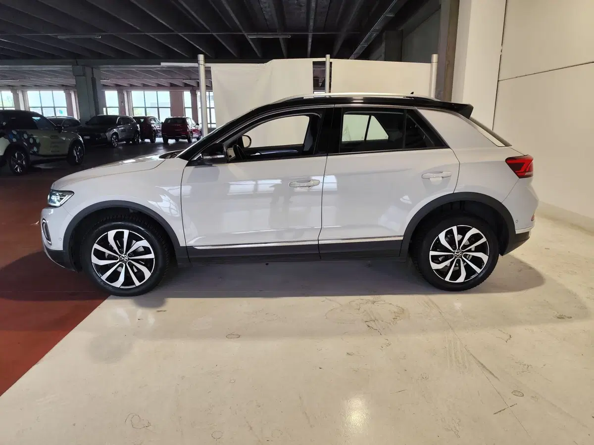 Volkswagen T-Roc usata a Monza e Brianza (3)