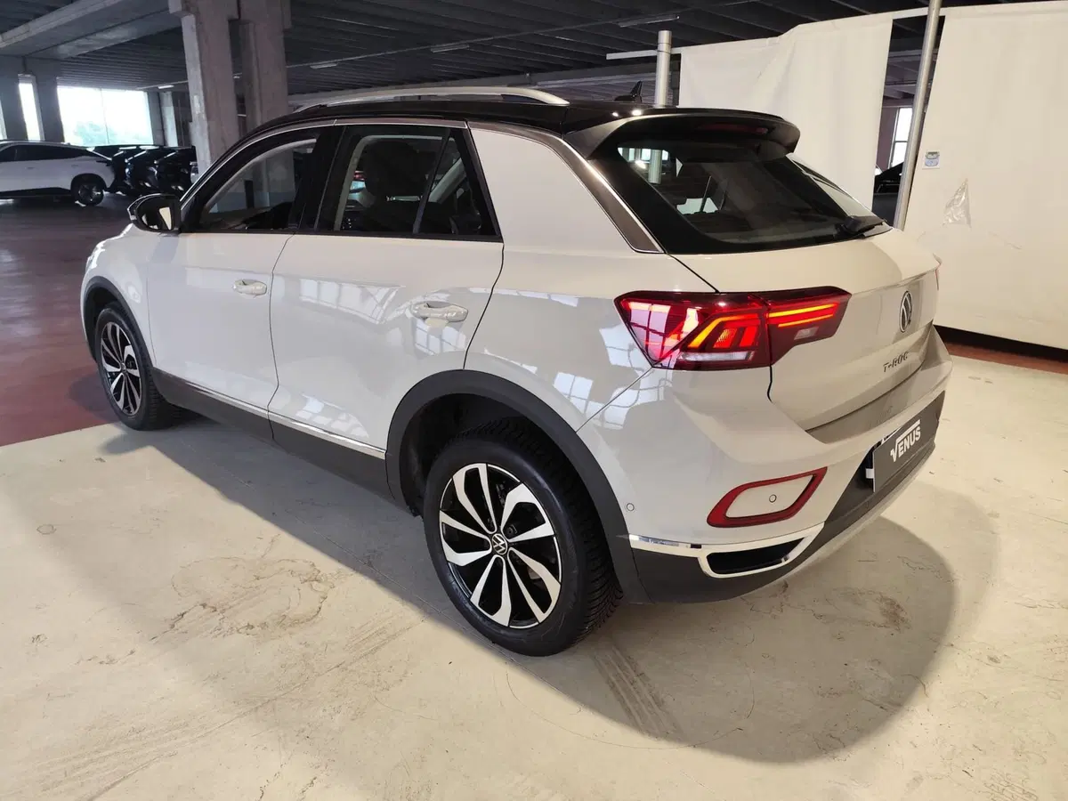 Volkswagen T-Roc usata a Monza e Brianza (4)