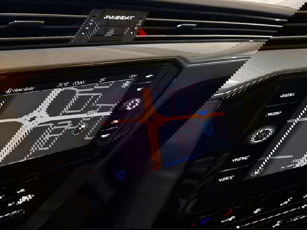 Volkswagen Passat Variant usata a Monza e Brianza (11)