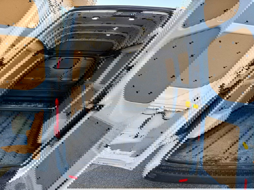 Ford Transit Custom Furgone usata a Brescia (11)