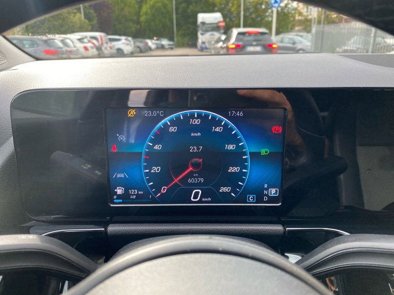 Mercedes-Benz GLA SUV usata a Firenze (13)