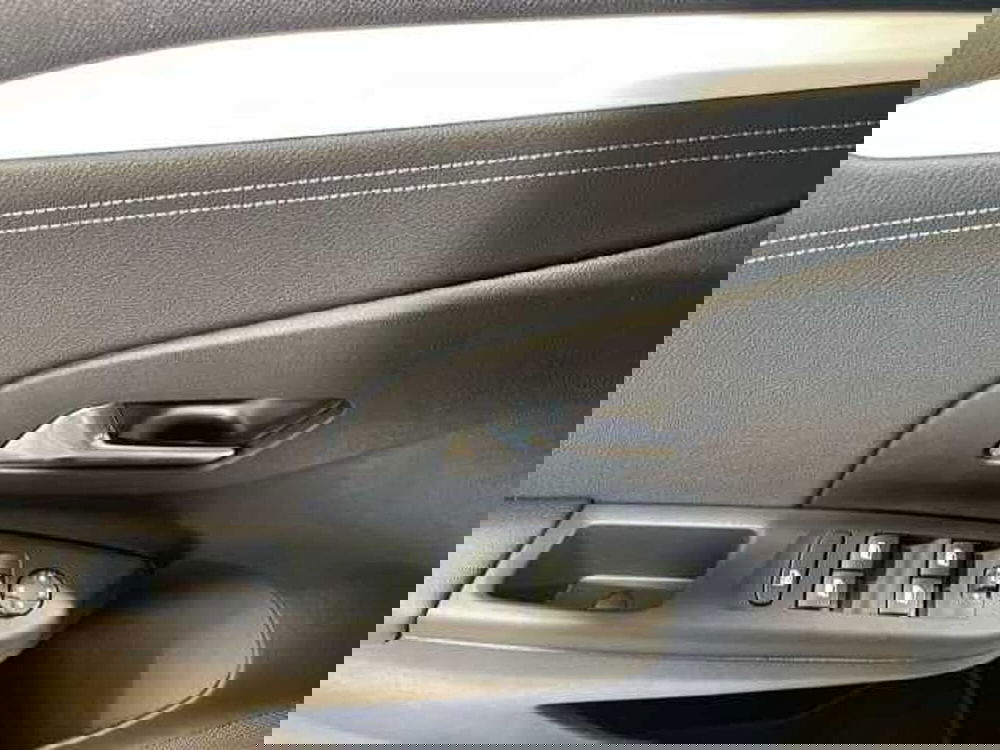 Opel Corsa nuova a Salerno (7)