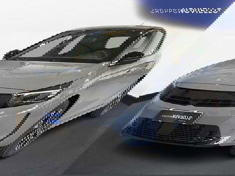 Opel Corsa nuova a Salerno