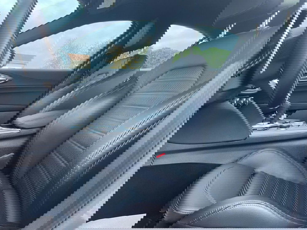 Alfa Romeo Giulia usata a Ancona (11)
