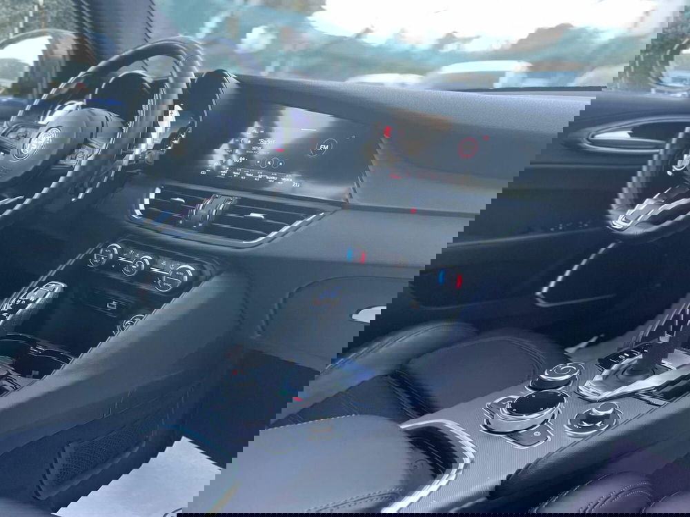 Alfa Romeo Giulia usata a Ancona (18)