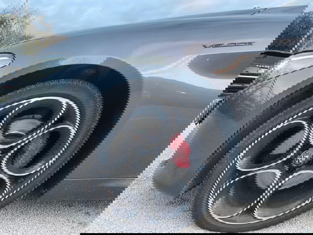 Alfa Romeo Giulia usata a Ancona (9)