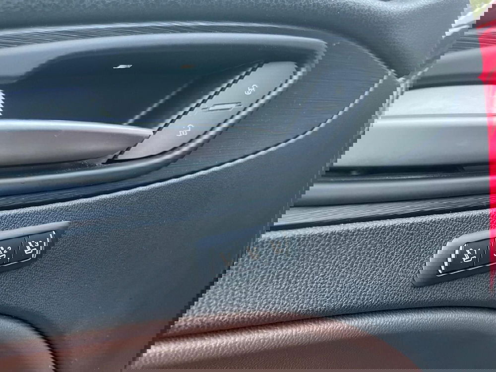 Alfa Romeo Stelvio usata a Ancona (16)