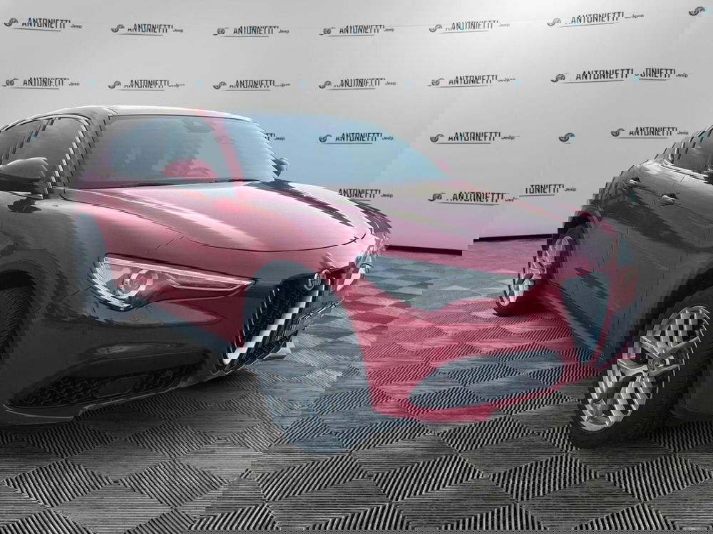 Alfa Romeo Stelvio usata a Ancona (3)