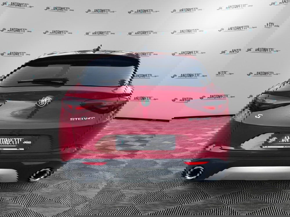 Alfa Romeo Stelvio usata a Ancona (6)