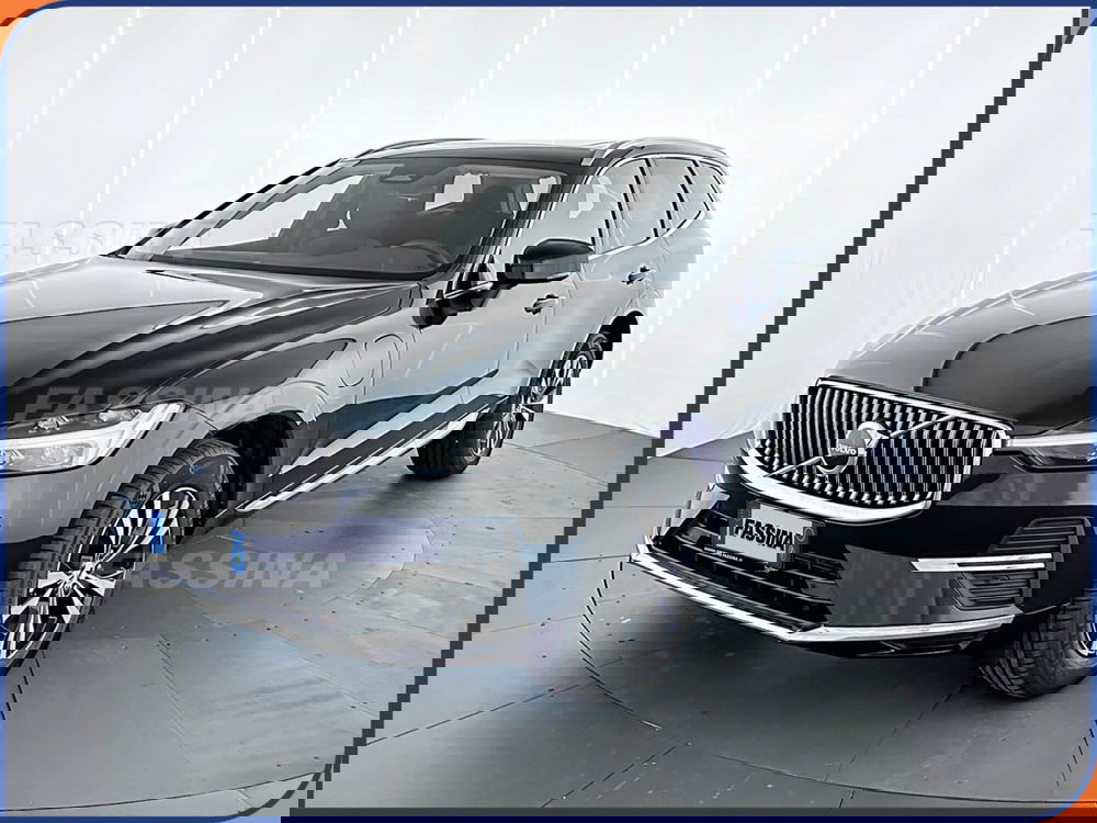 Volvo XC60 nuova a Milano (3)