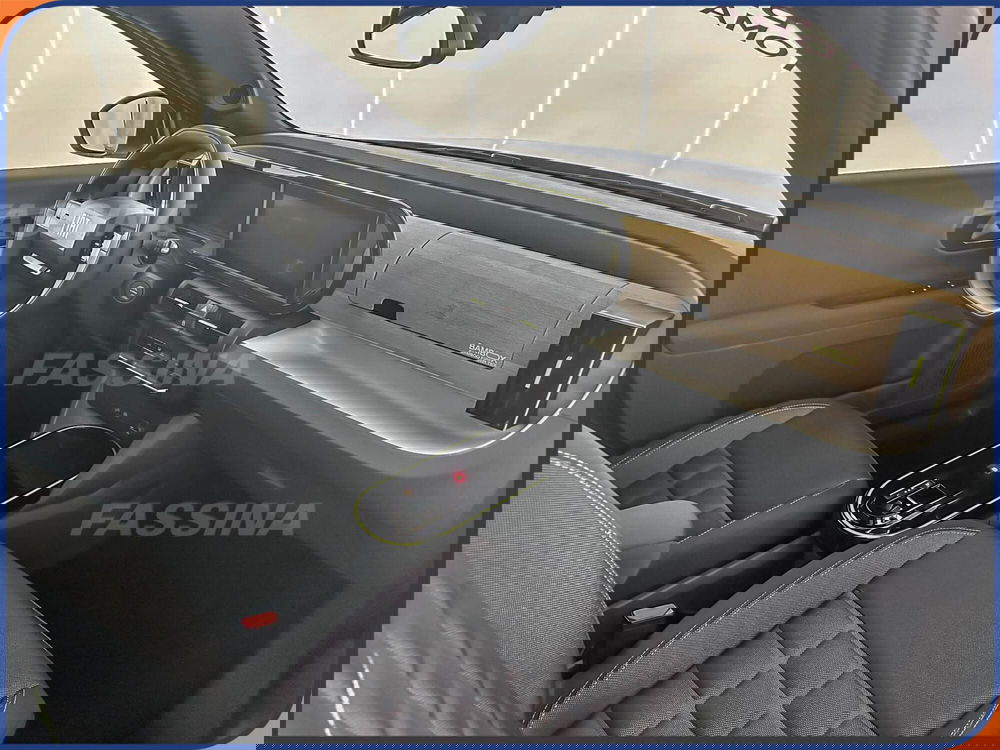 Fiat Grande Panda nuova a Milano (13)