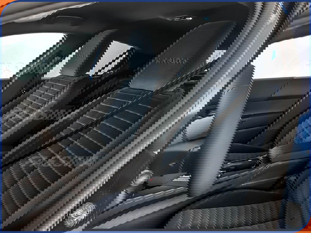 Lancia Ypsilon usata a Milano (8)