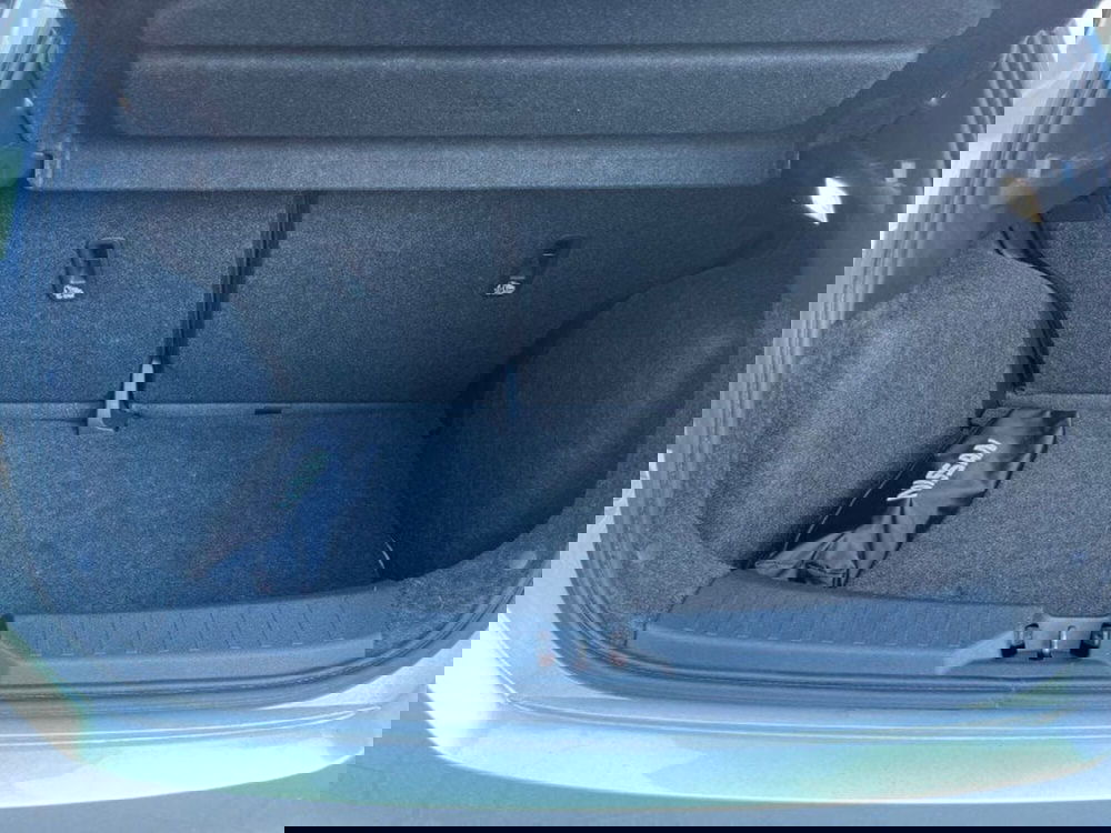 Nissan Micra usata a Lecco (6)