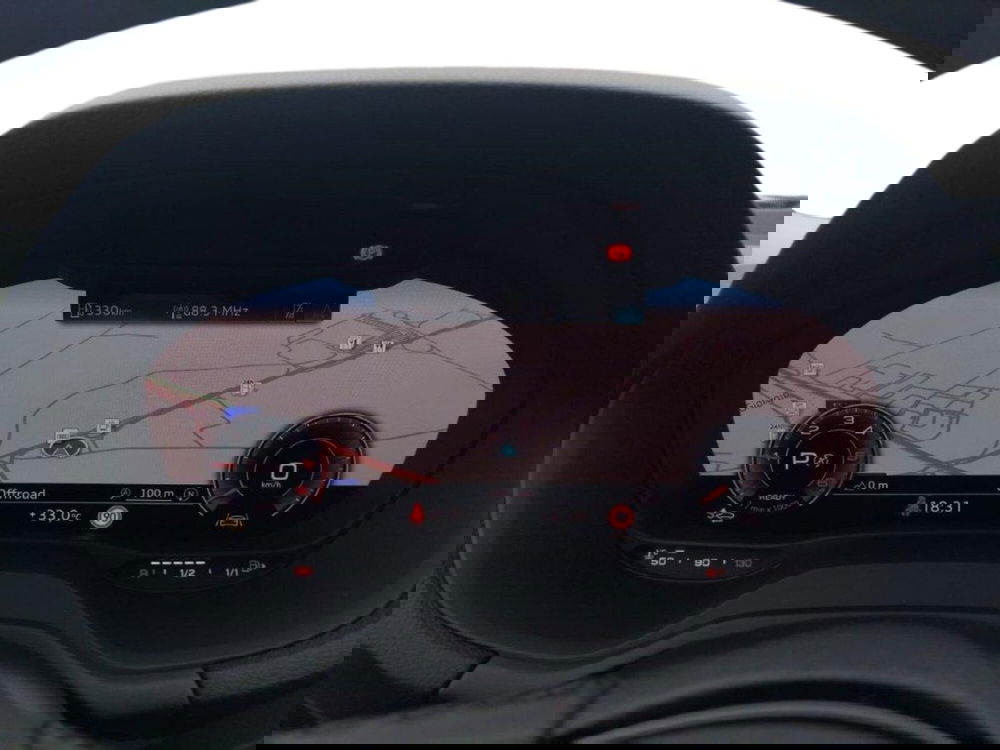 Audi Q2 usata a Bari (12)