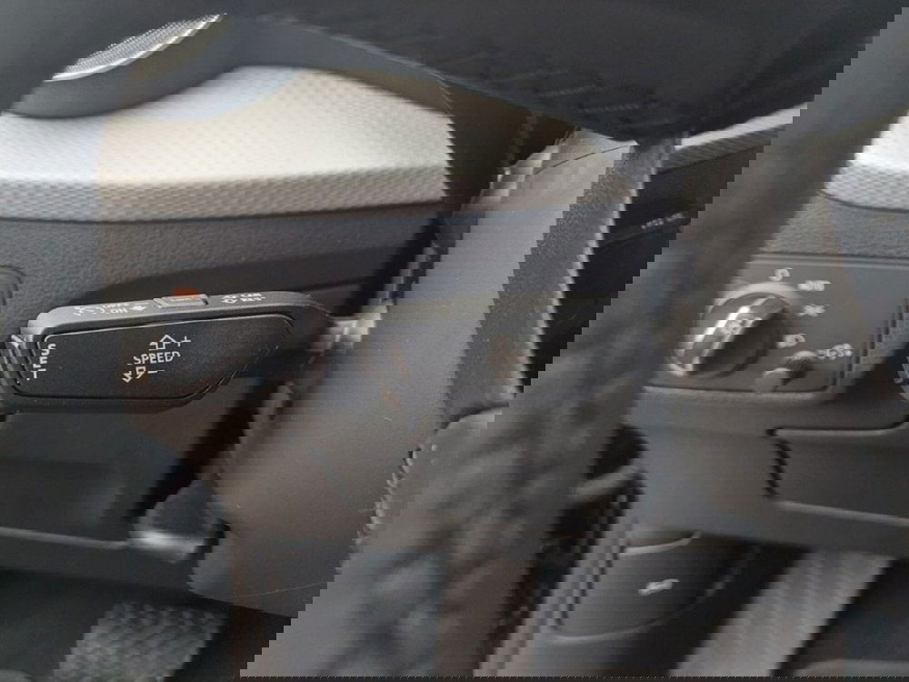 Audi Q2 usata a Bari (17)