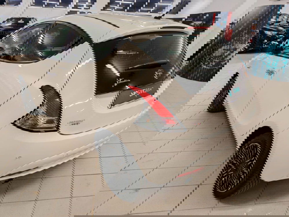 Lancia Ypsilon usata a Arezzo (6)