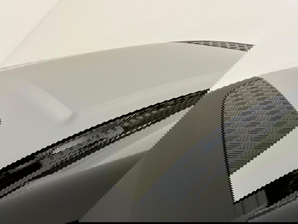 Land Rover Defender usata a Verbano Cusio Ossola (11)