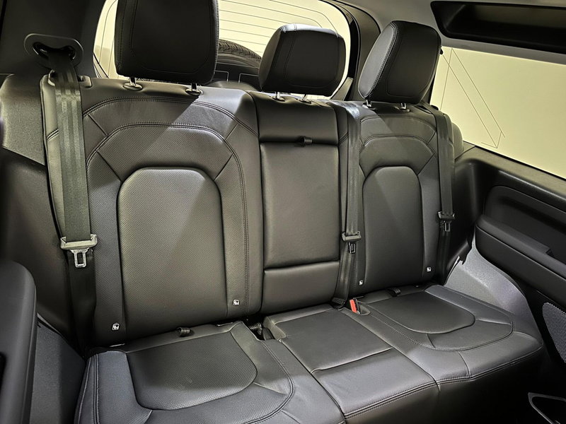 Land Rover Defender usata a Verbano Cusio Ossola (5)