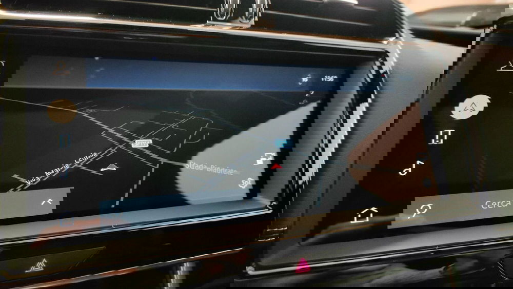 Jaguar XE usata a Verbano Cusio Ossola (20)