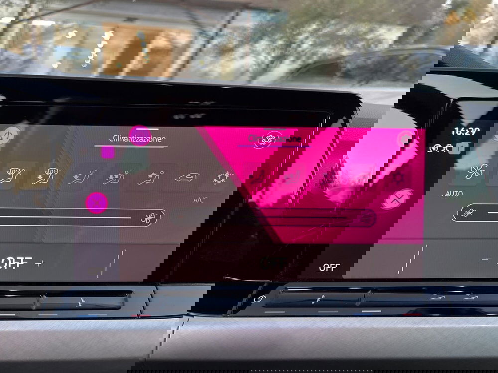 Volkswagen Golf usata a Roma (18)