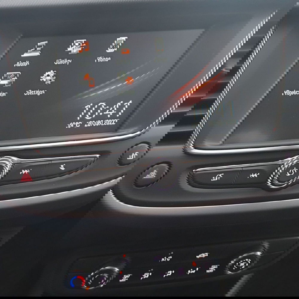 Opel Crossland usata a Padova (14)