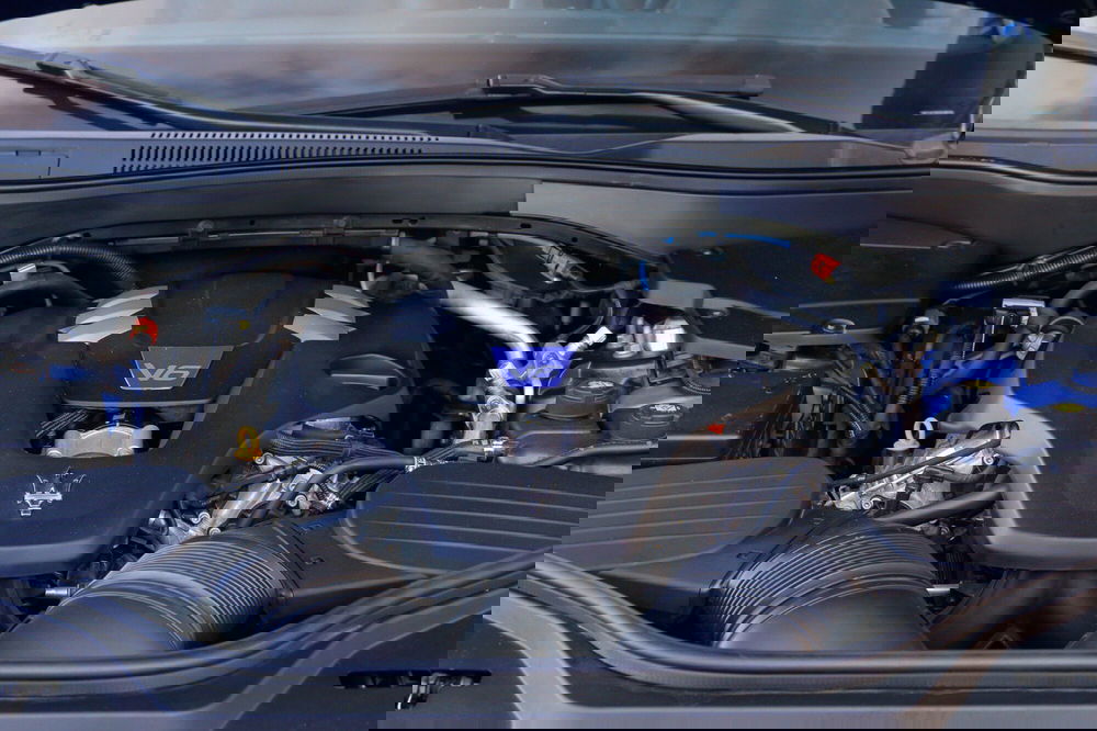 Maserati Levante usata a Milano (13)