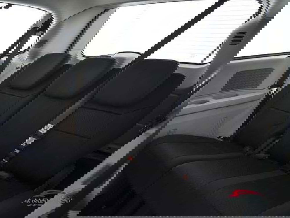 Chrysler Grand Voyager usata a Perugia (11)