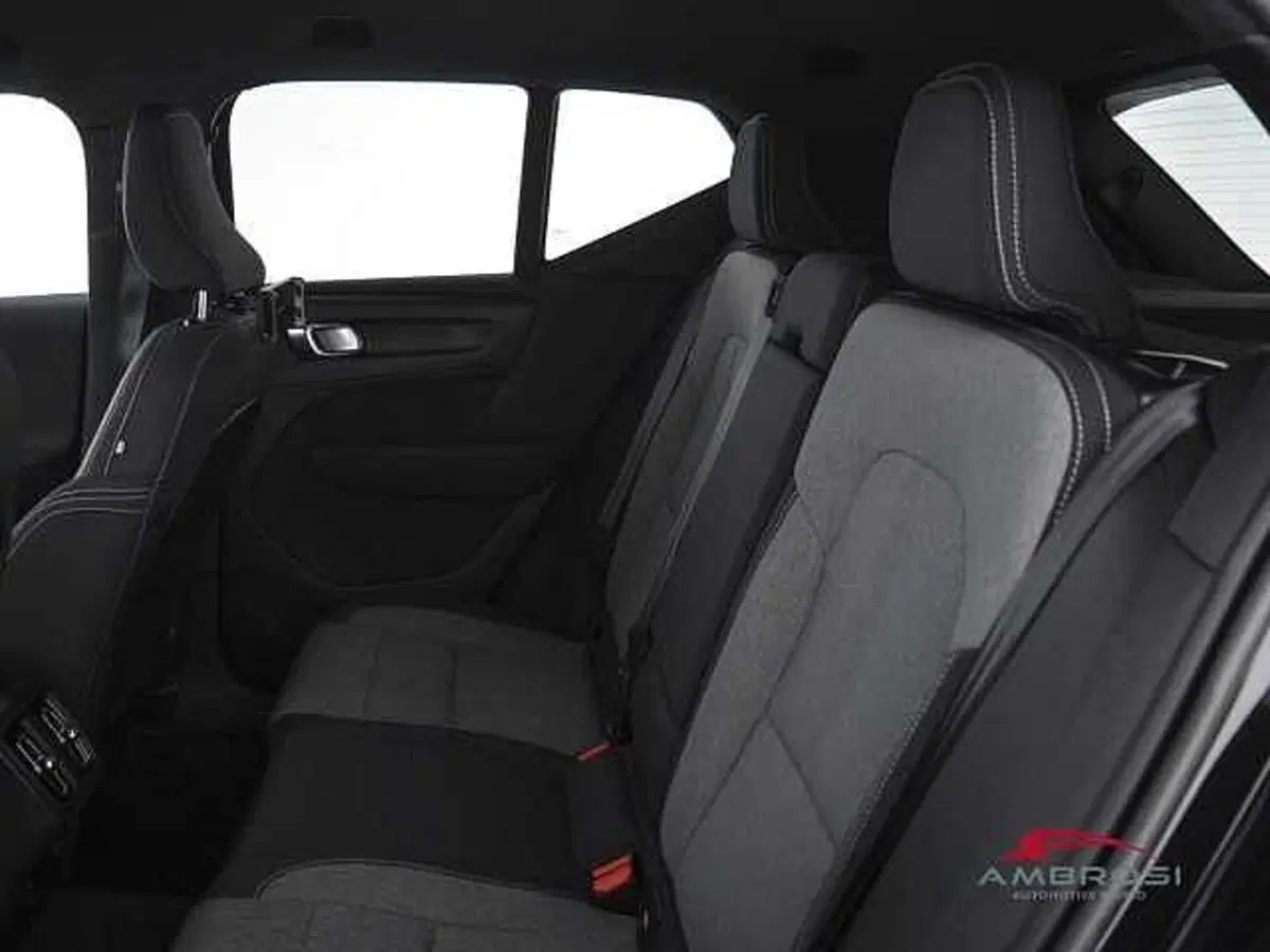 Volvo XC40 usata a Viterbo (10)