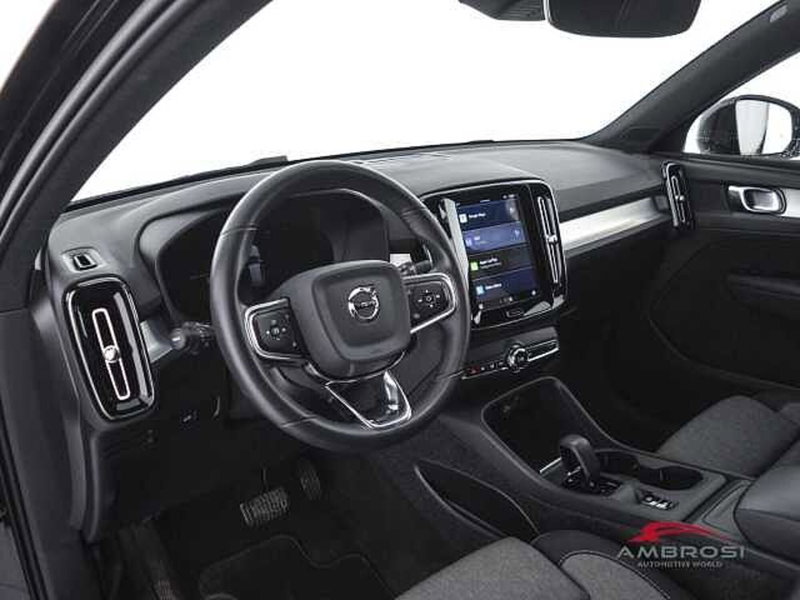 Volvo XC40 usata a Viterbo (8)