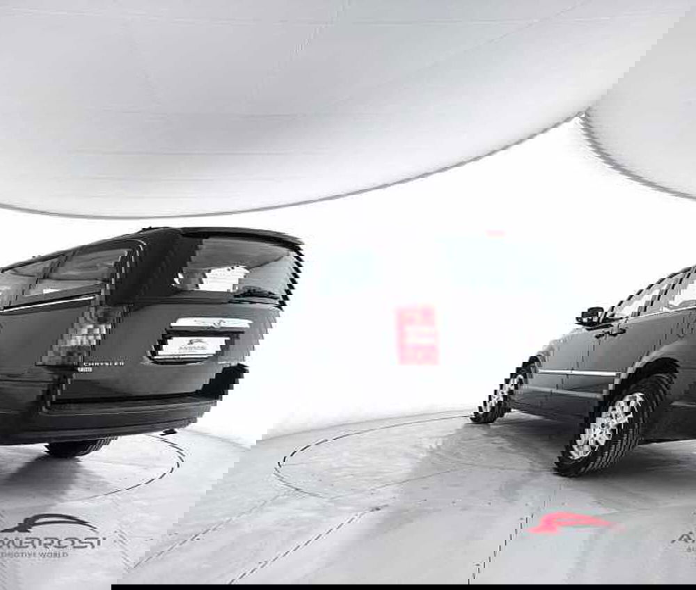 Chrysler Grand Voyager usata a Viterbo (4)