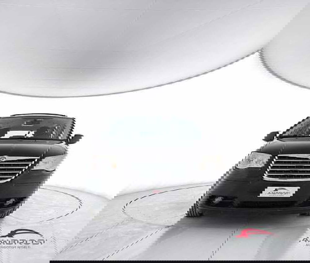 Chrysler Grand Voyager usata a Viterbo (5)