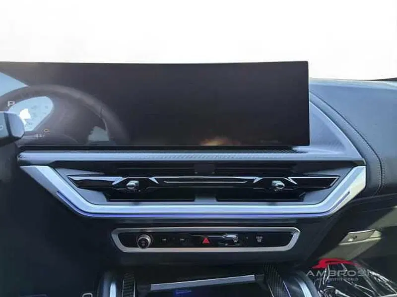 BMW XM nuova a Viterbo (17)