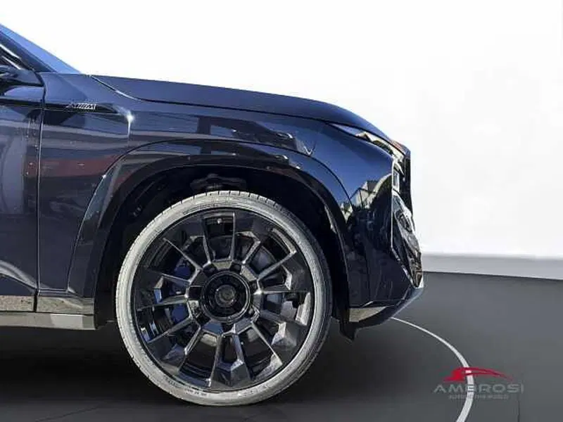 BMW XM nuova a Viterbo (19)