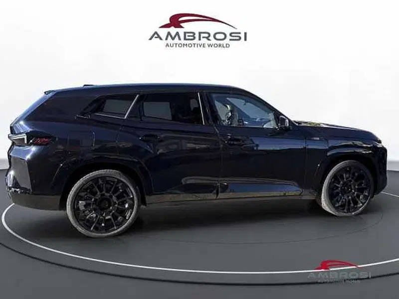 BMW XM nuova a Viterbo (5)